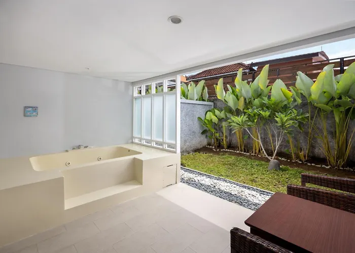 Watujimbar 4* Sanur (Bali)
